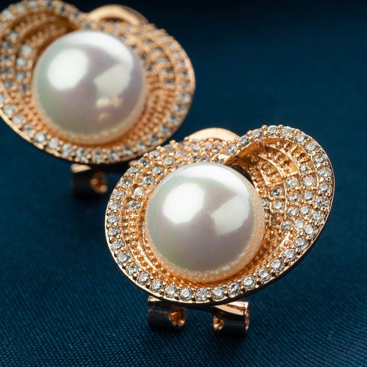 Buy 18k Yellow Gold and American Diamond Stud Earrings for Women VE-828  Online from Vaibhav Jewellers